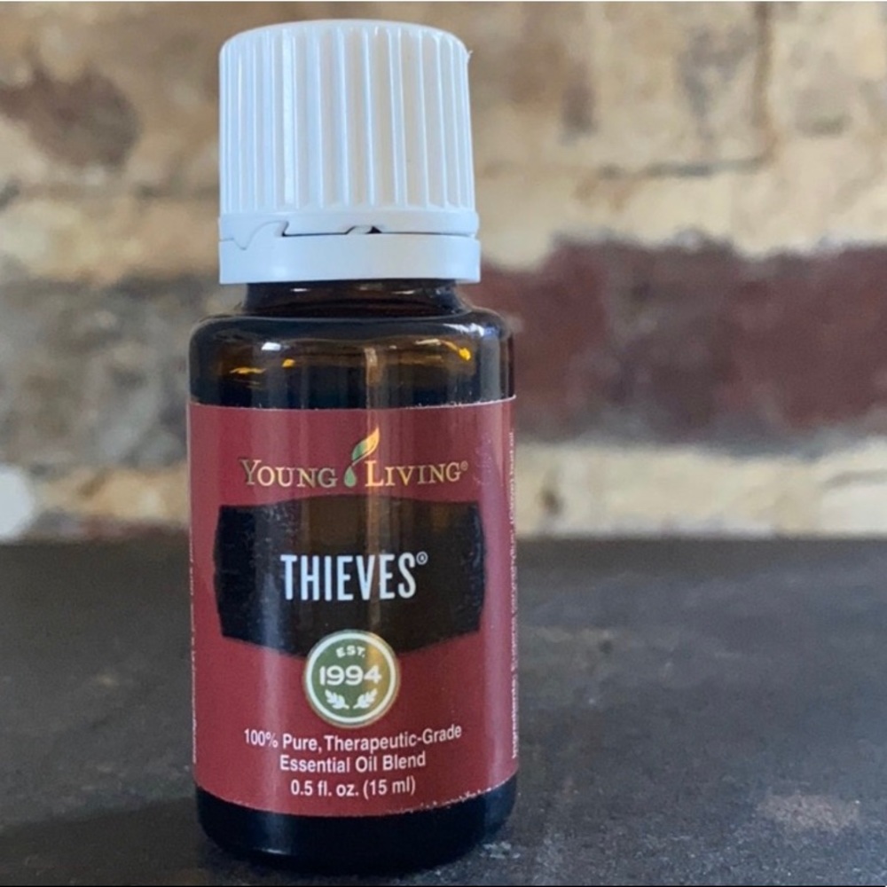 thieves essential oil